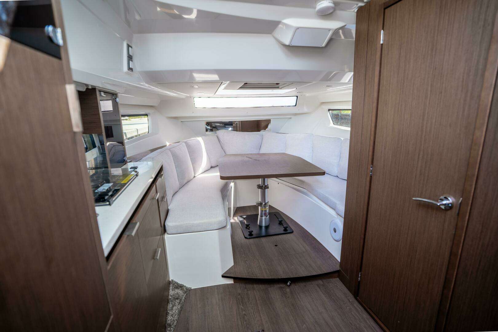 2024 Jeanneau Leader 10.5 WA S2 - Image 33