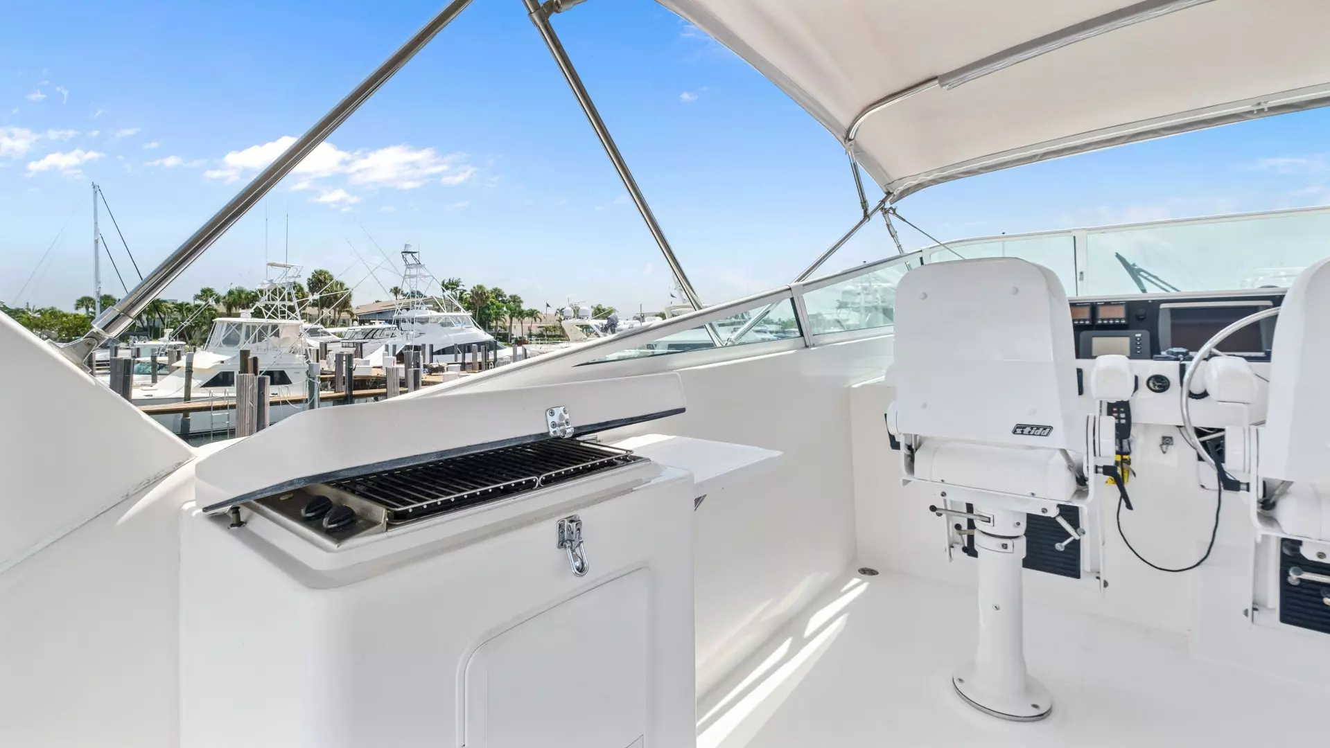 2000 Pacific Mariner 65 Motoryacht - Image 10