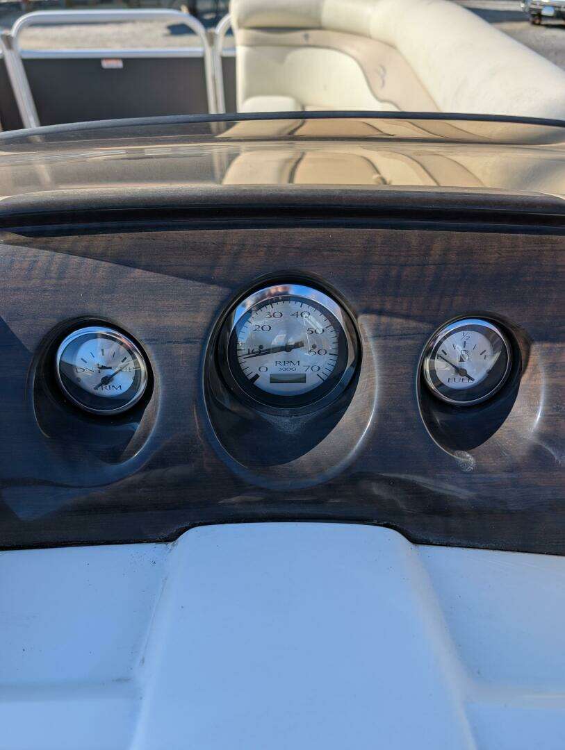 2014 Bennington 21 SLX - Image 23
