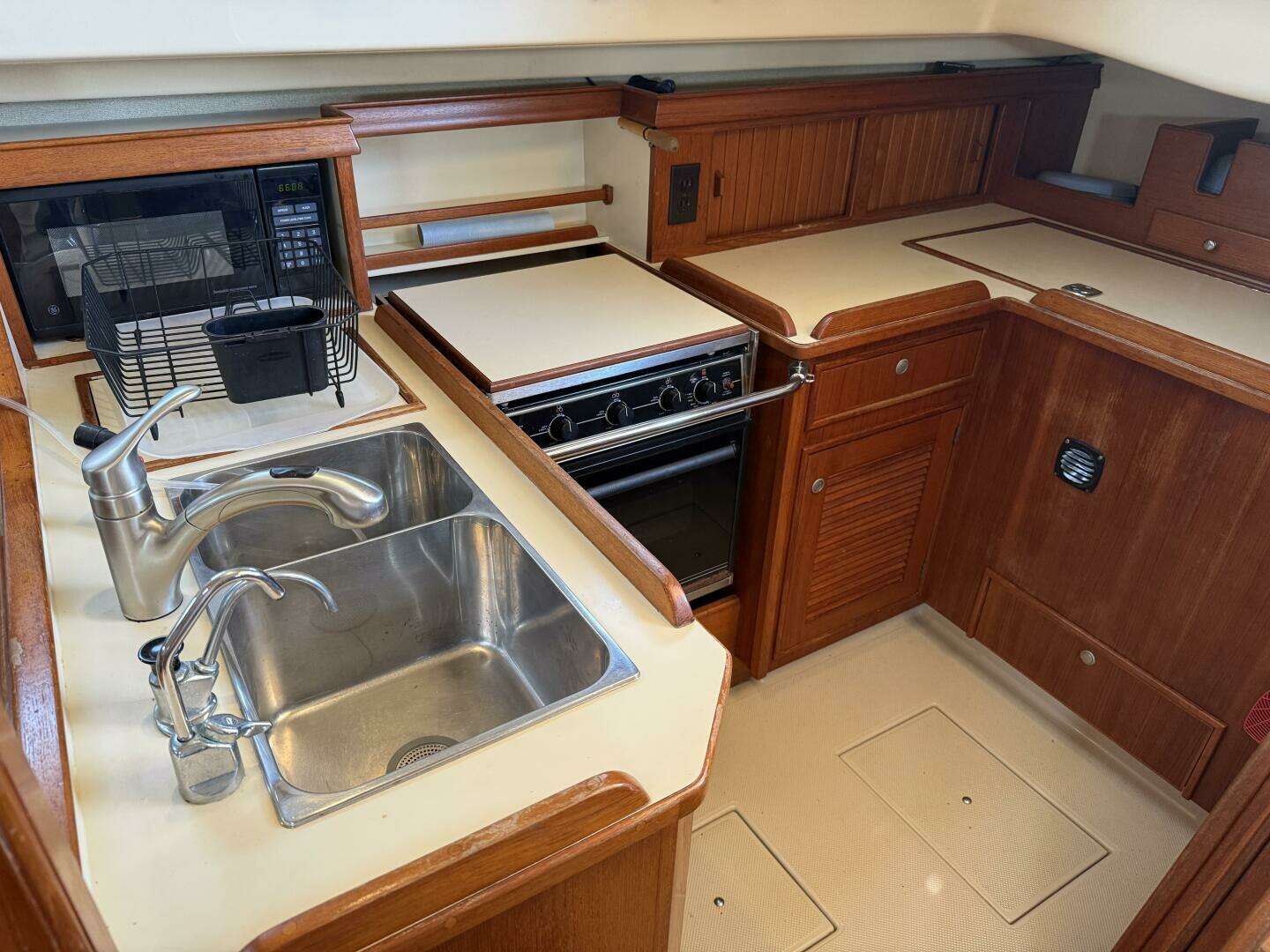 1999 Island Packet 380 - Image 22
