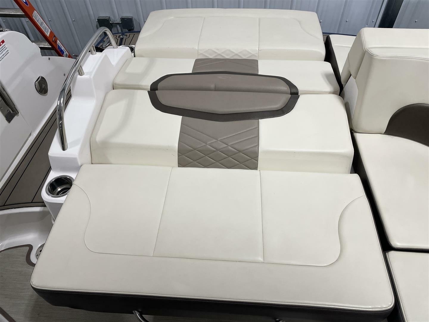 2019 Chaparral 297 SSX - Image 21