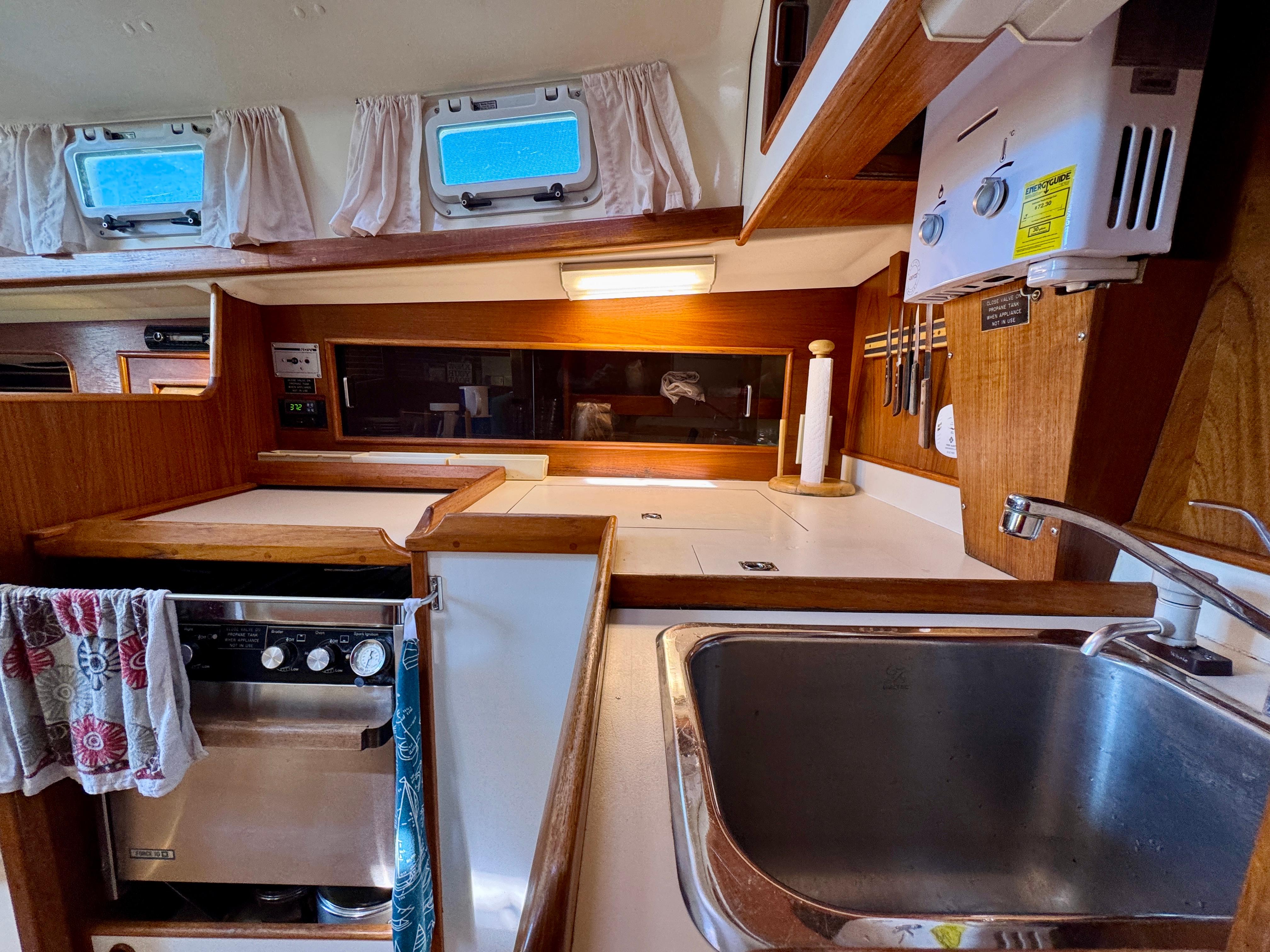 1989 Nonsuch 30 Ultra - 59