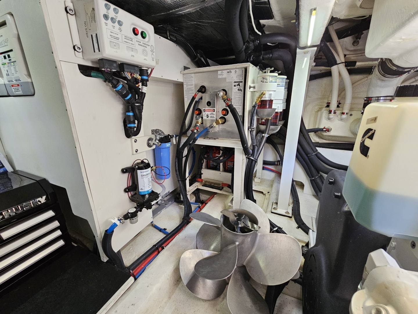2019 Sea Ray 520 Sundancer - Image 54