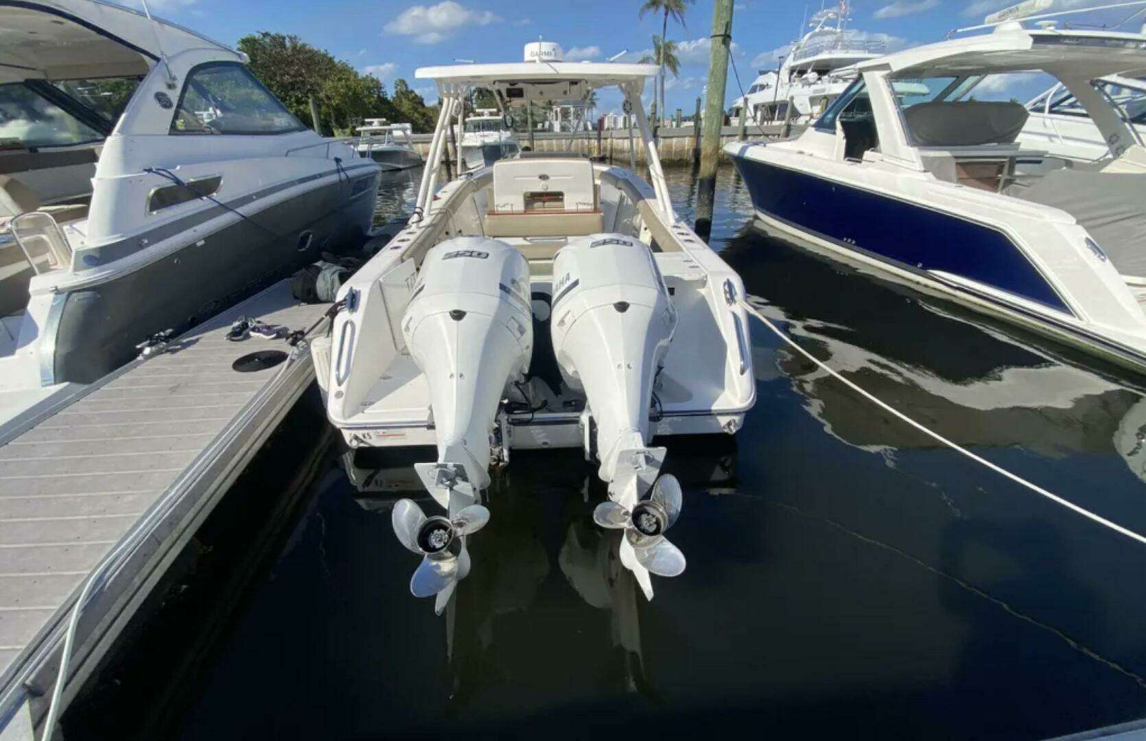 2015 Pursuit Sport - Image 2
