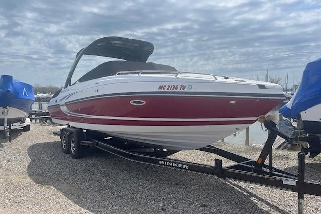 2015 Rinker 276 Captiva Cuddy