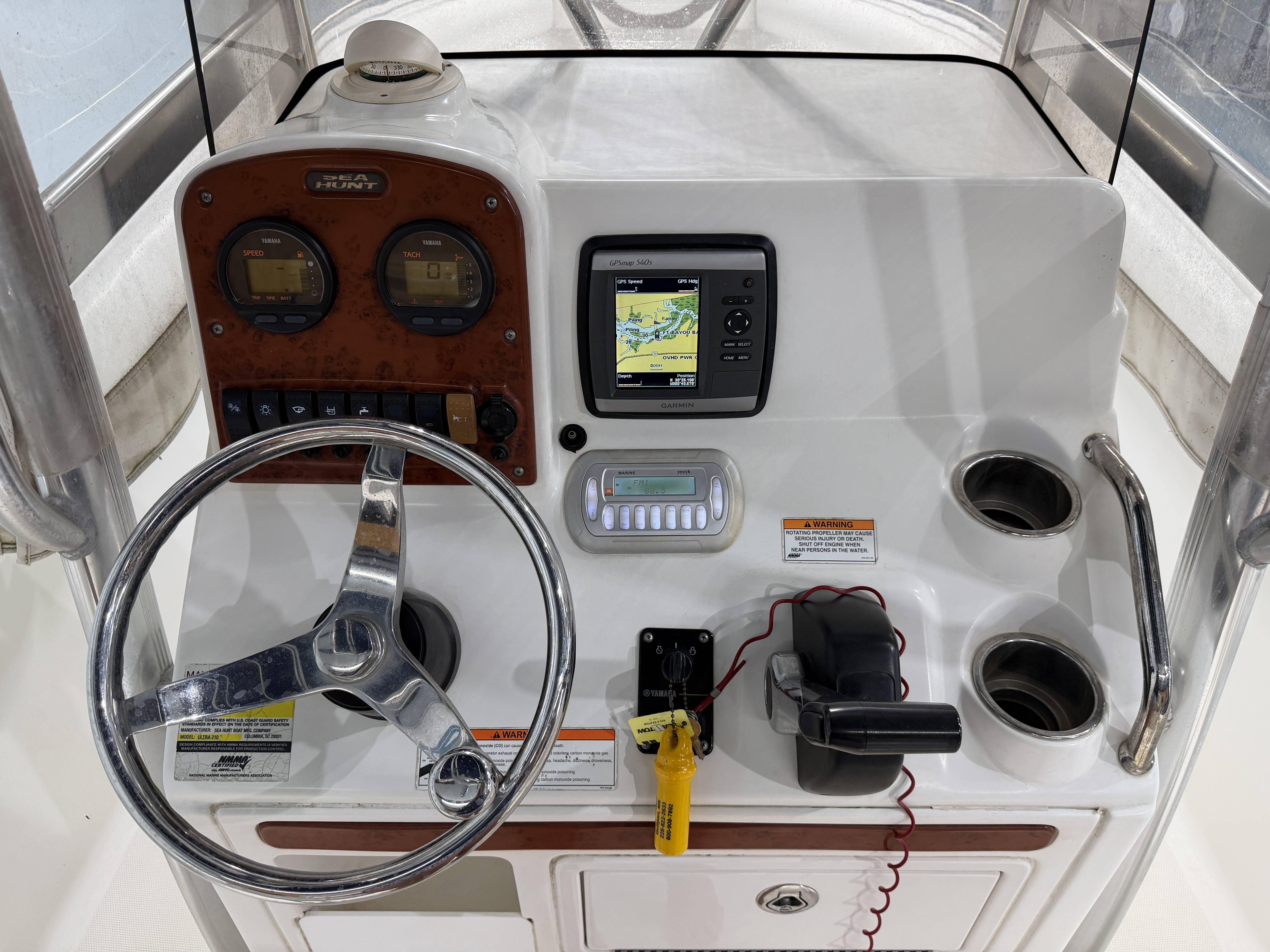 2010 Sea Hunt ULTRA 21 - 14