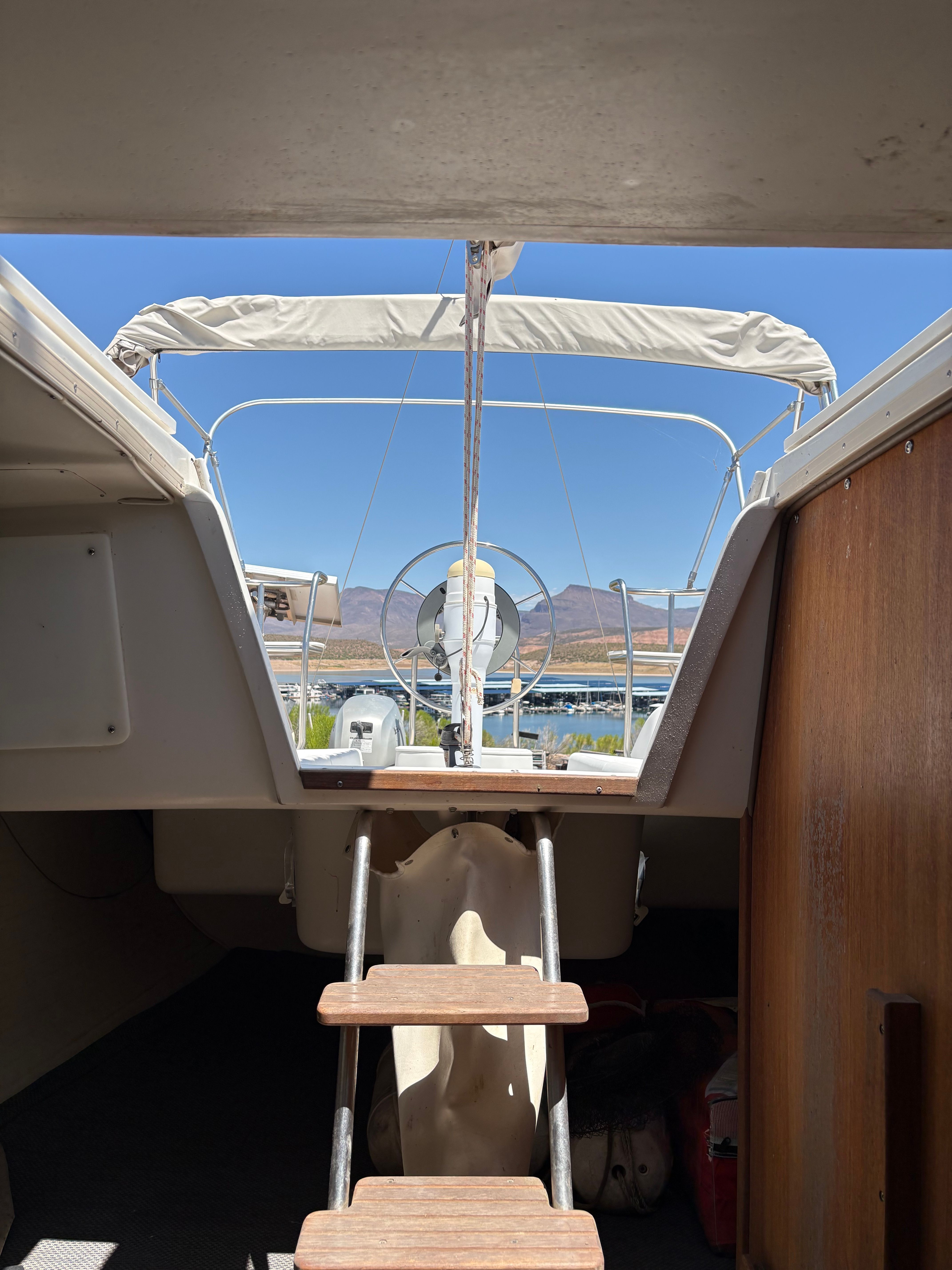 1998 Catalina C250 - 4