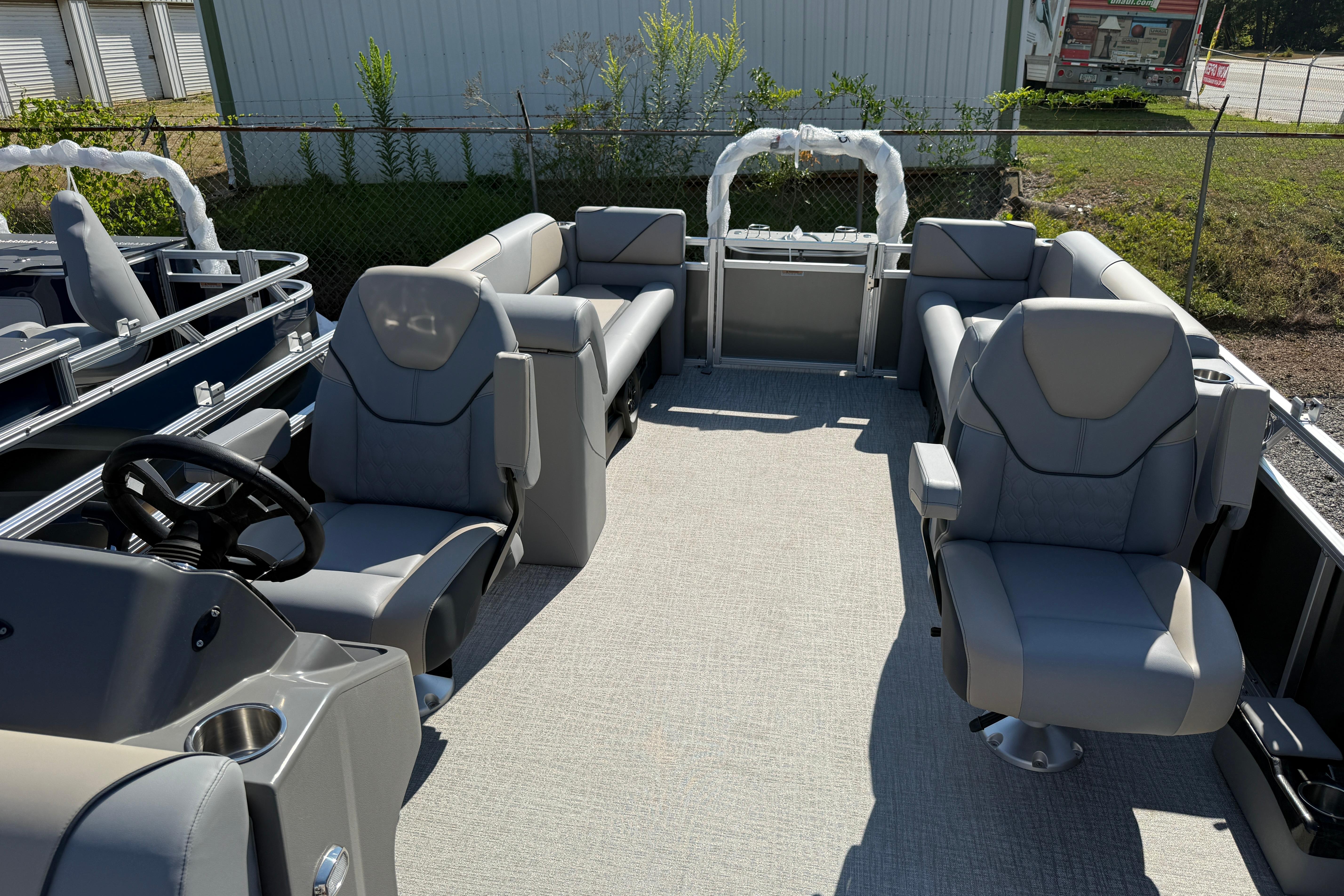 2026 Tahoe Pontoon Sport 85 Quad Lounger with spacious seating and modern design.