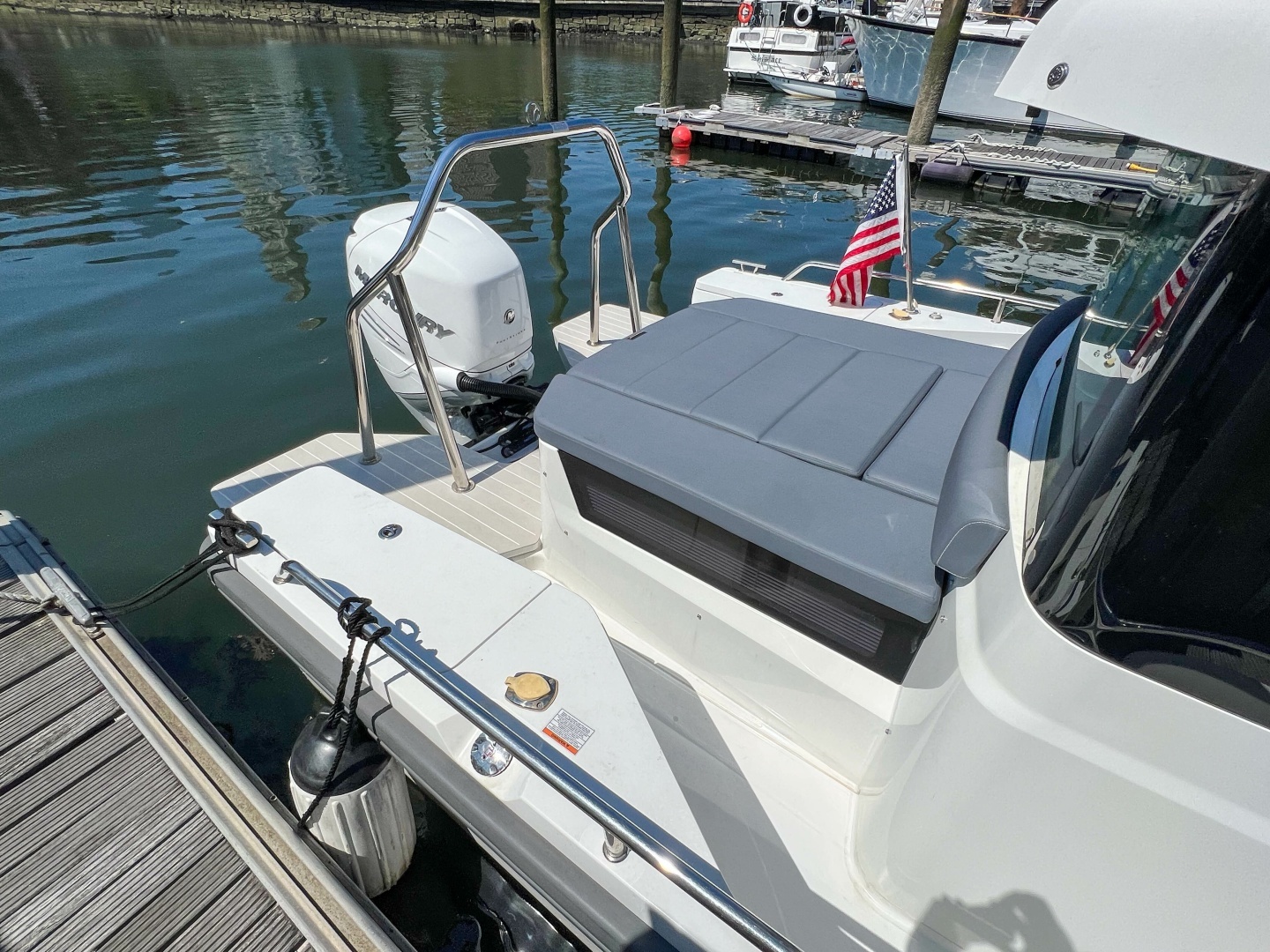 2020 Axopar 28 Cabin - Image 13