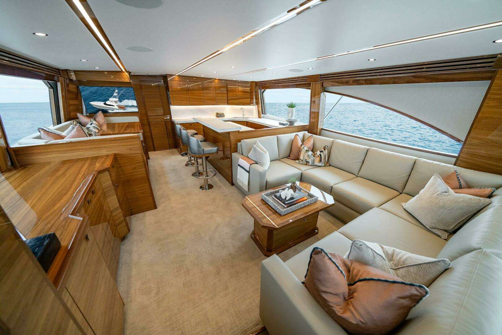 2027 Viking 74 Convertible - Image 14