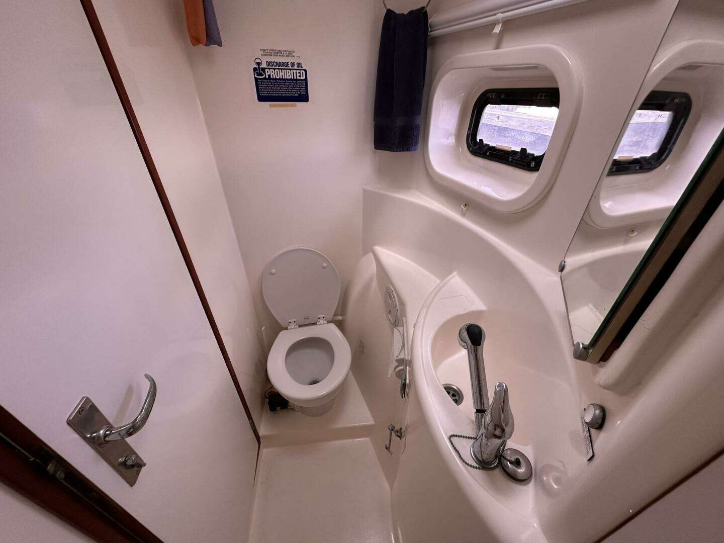 2012 Leopard 44 - Image 20