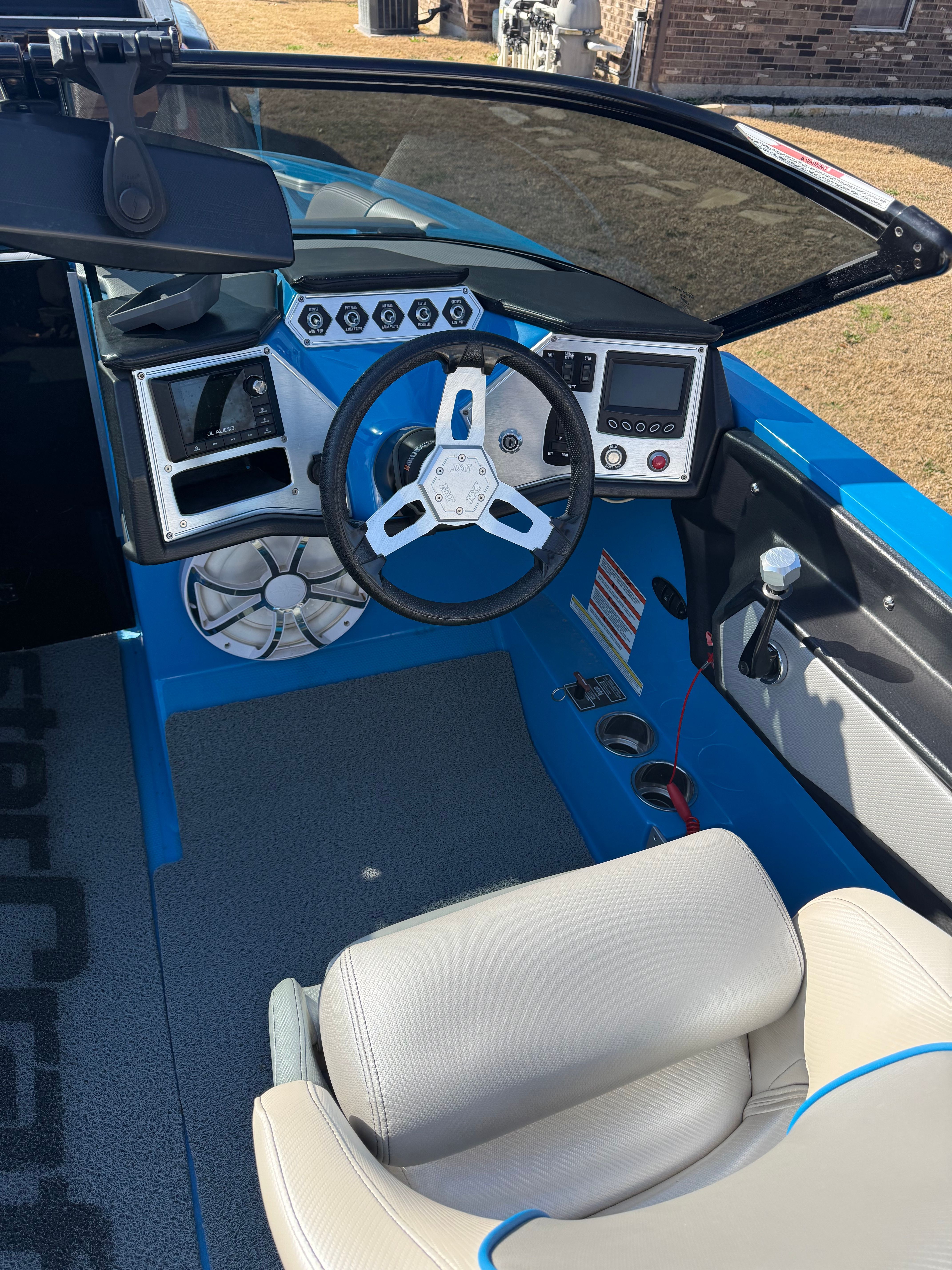 2018 MasterCraft NXT22 - 8