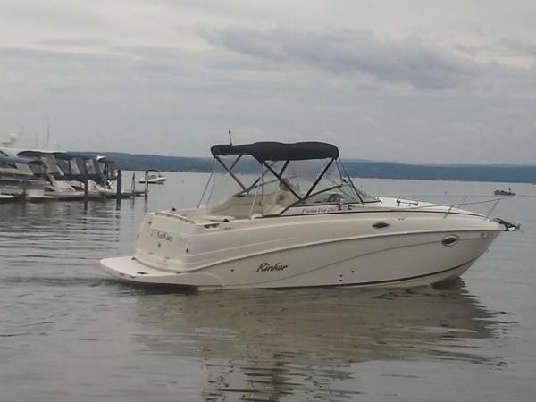 2004 Rinker Fiesta Vee 250