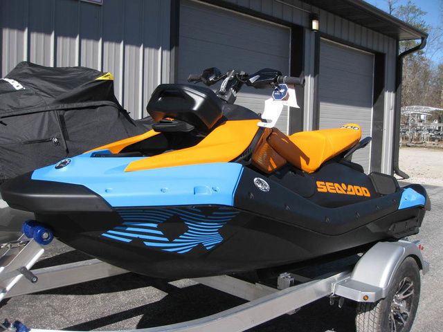 2026 Sea-Doo SparkTrixx For 3 Rotax 900 ACE - 90 Ibr And Aud