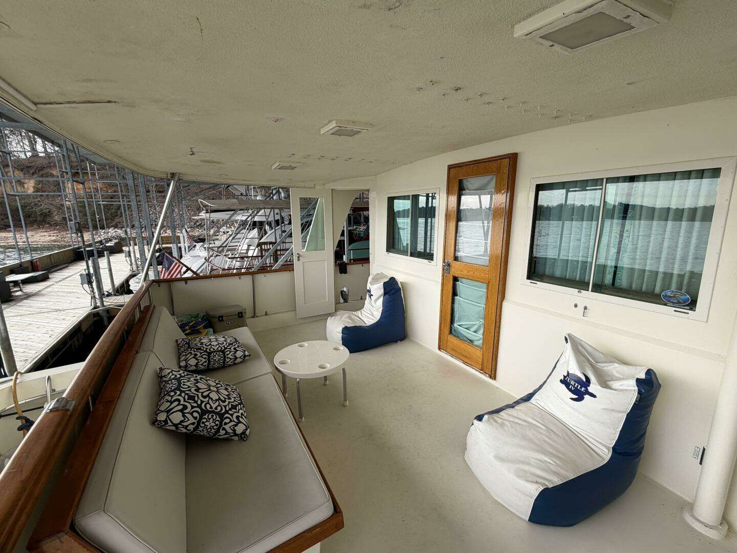 1975 Hatteras 58 LRC - Image 14