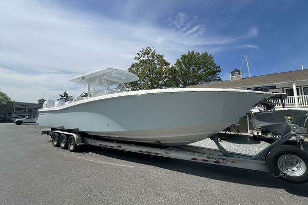 2026 Invincible 39 Open Fisherman