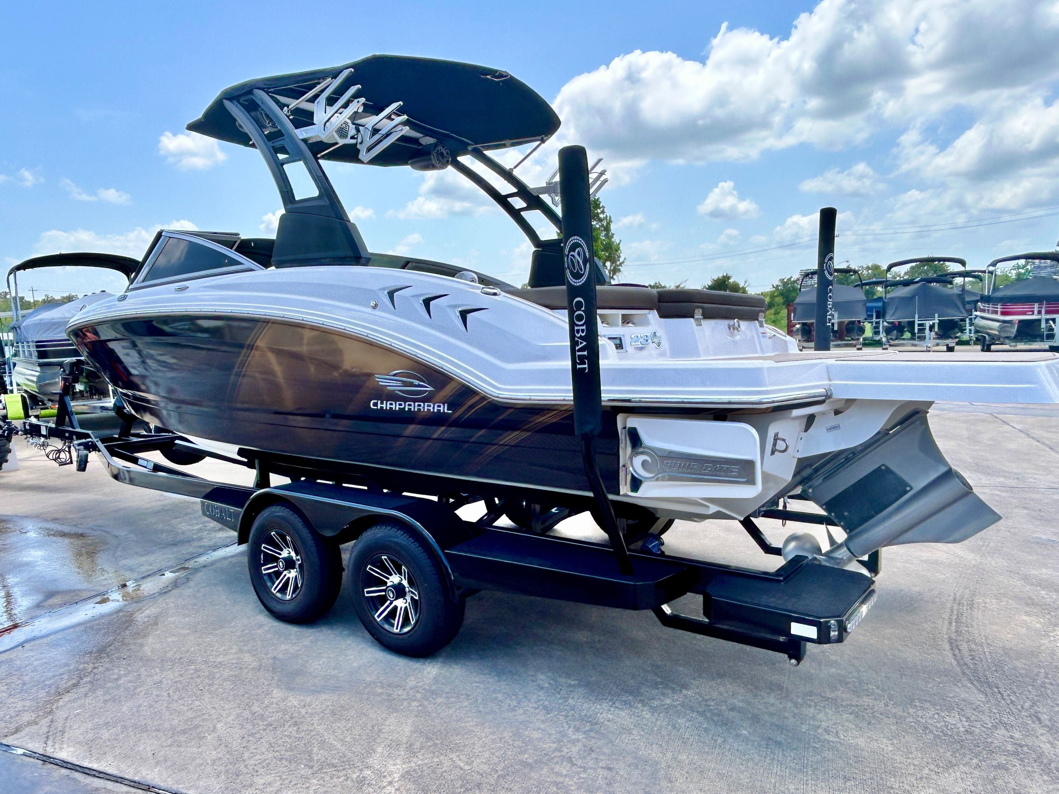 2018 Chaparral 23 Surf - 10