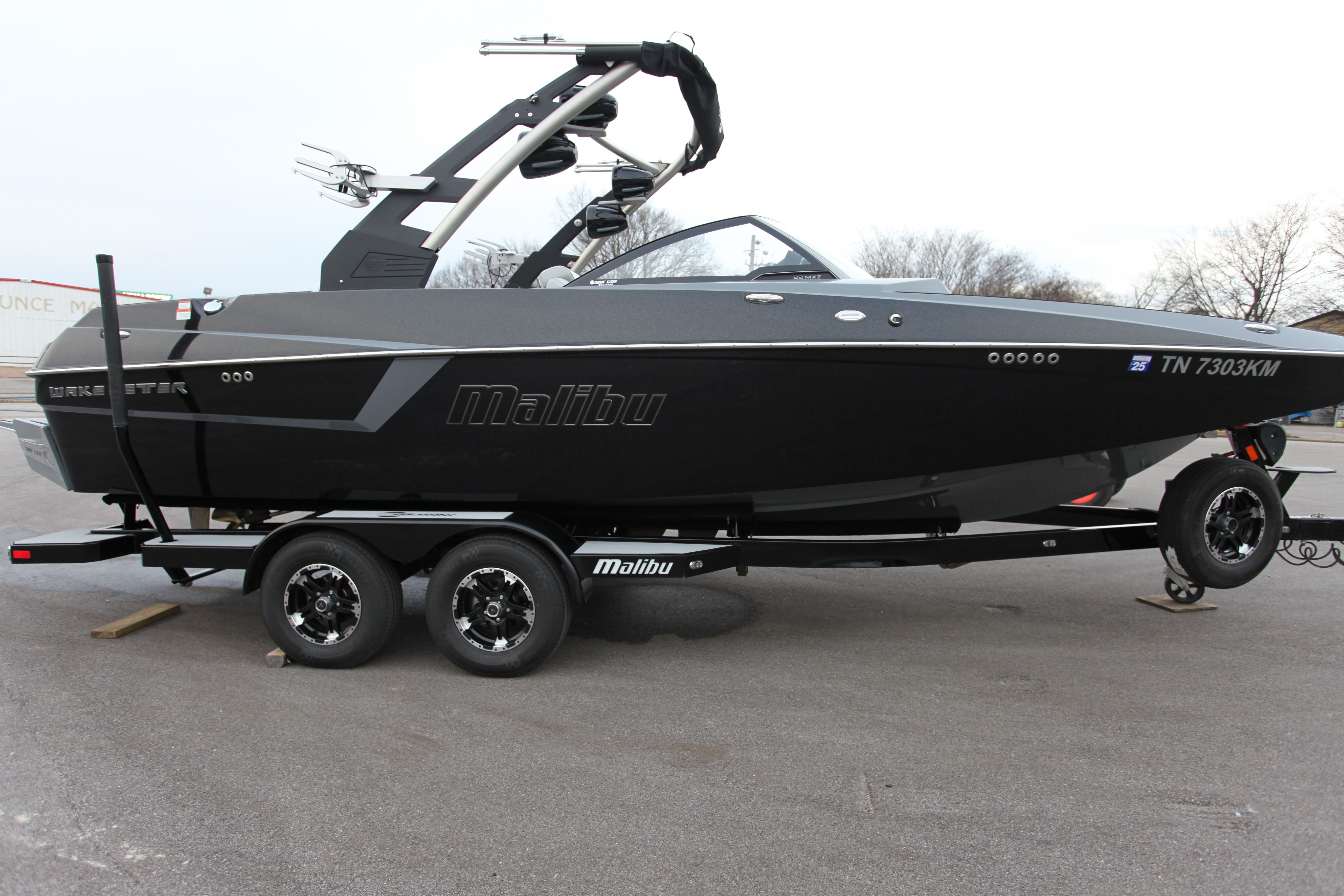 2019 Malibu Wakesetter 22 MXZ - 17
