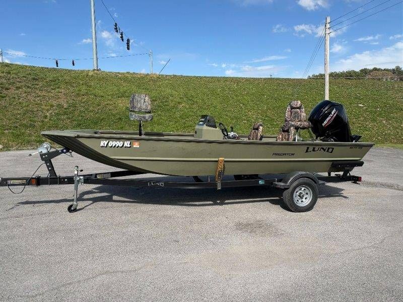 2022 Lund 1870 Predator SS - 24
