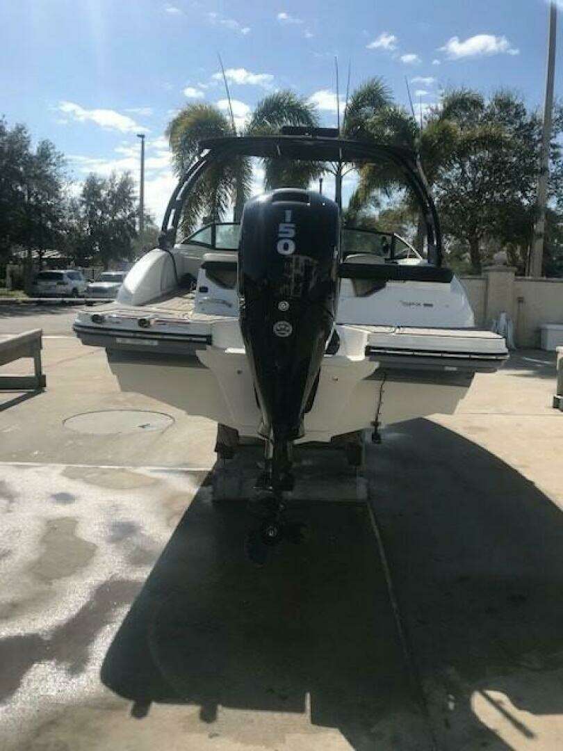 2022 Sea Ray SPX 190 OB - Image 10