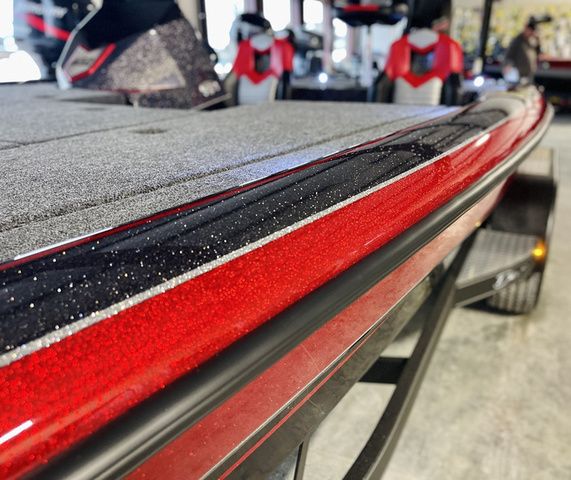 2027 Blazer Pro Tour 650 - ORDER NOW - 32