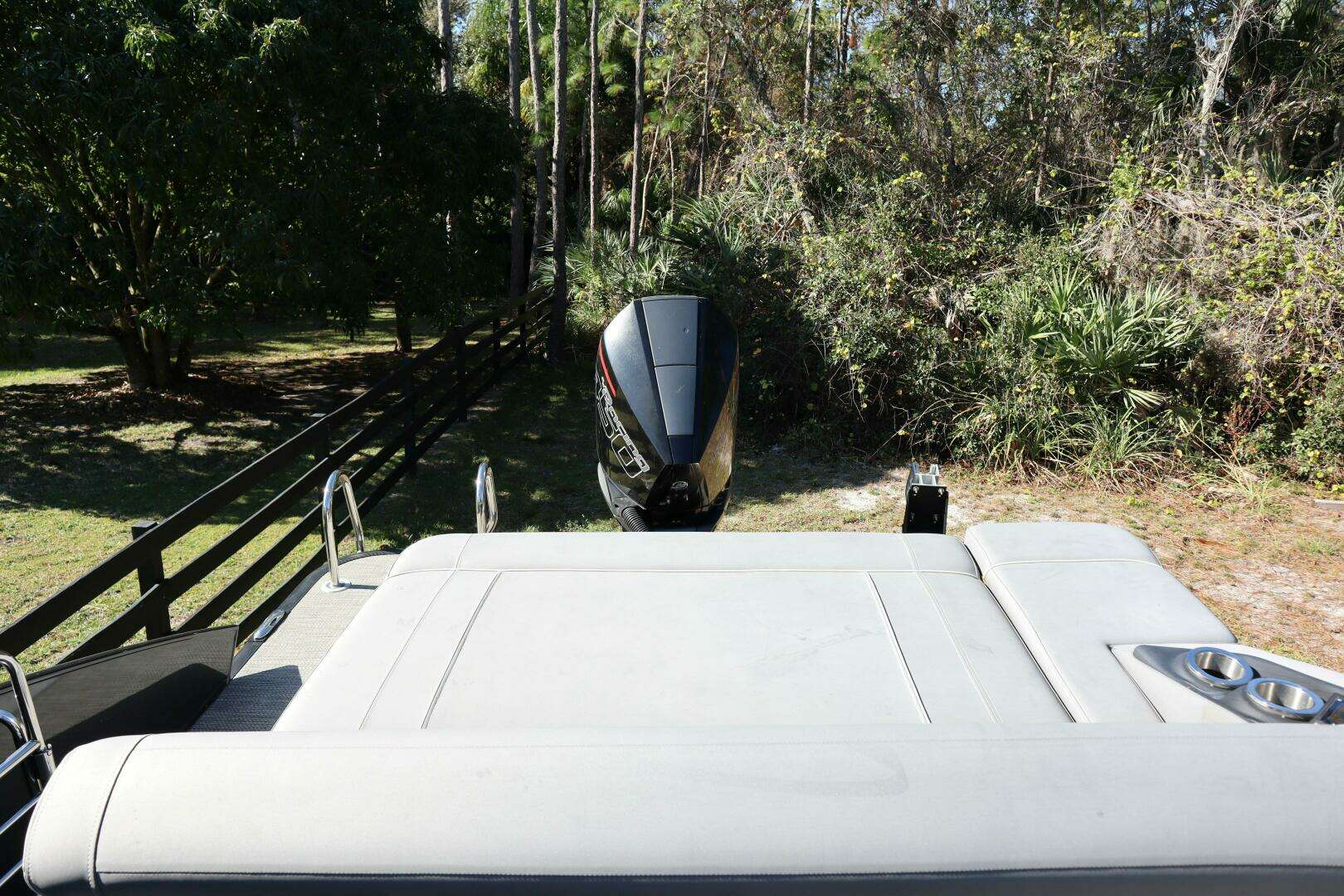 2021 Bennington RX25 Sport - Image 30