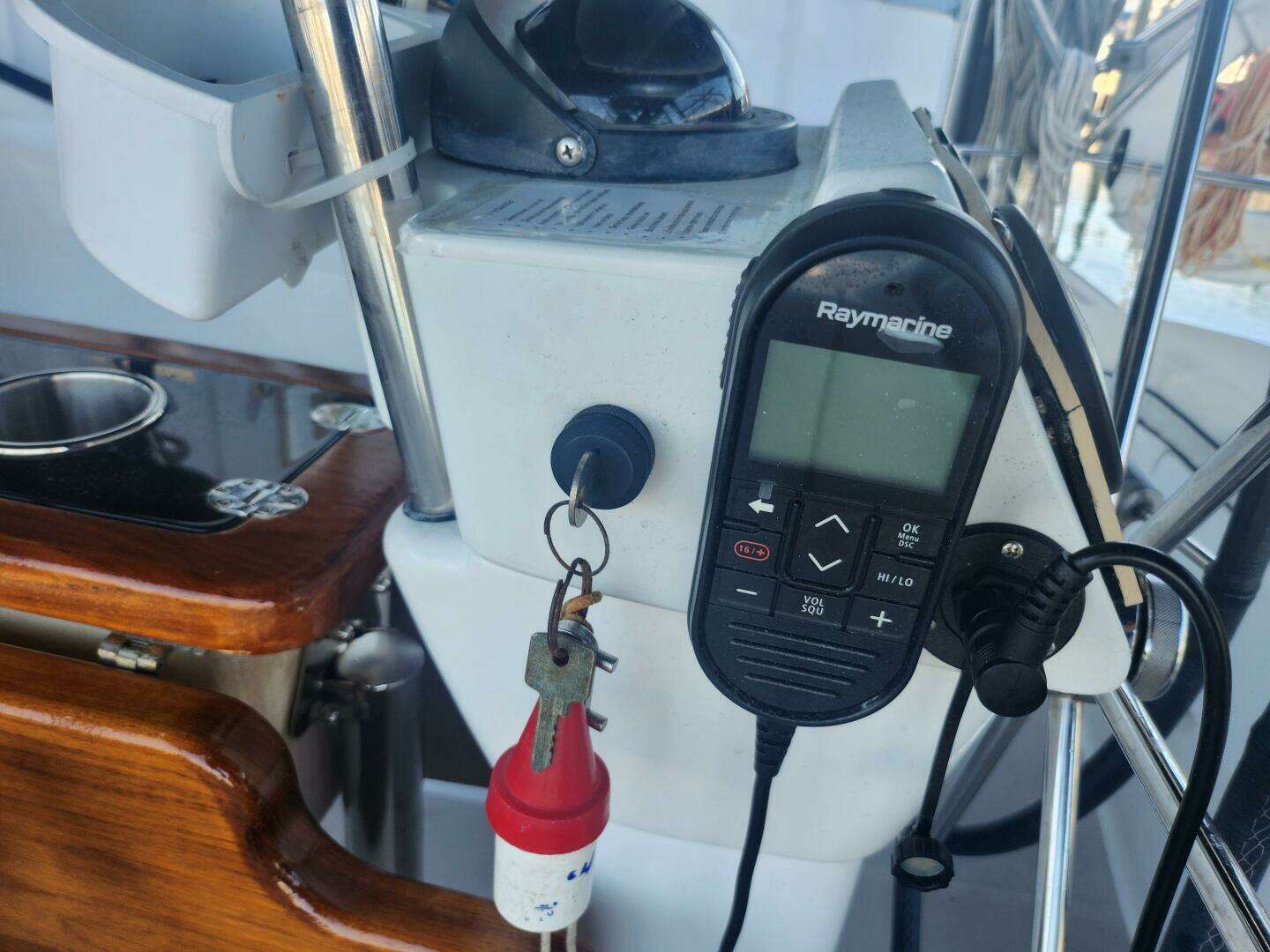 2012 Catalina 355 - Image 16