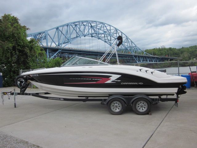 2021 Chaparral 23 SSi