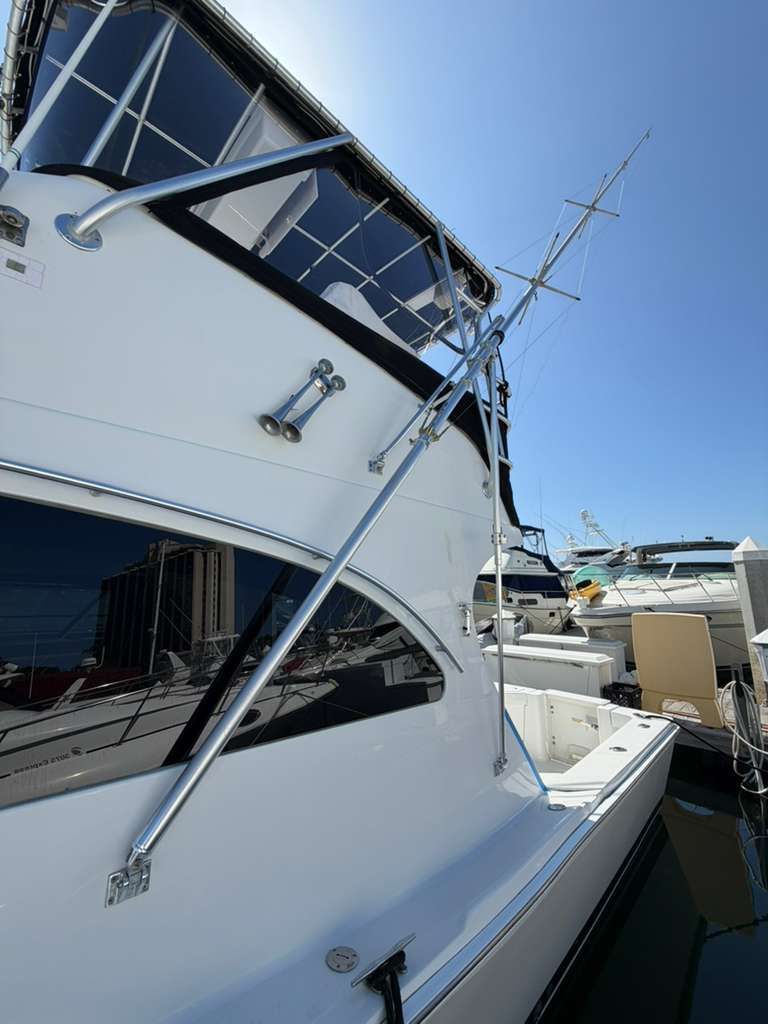 2000 Luhrs Tournament 340 Convertible - 21