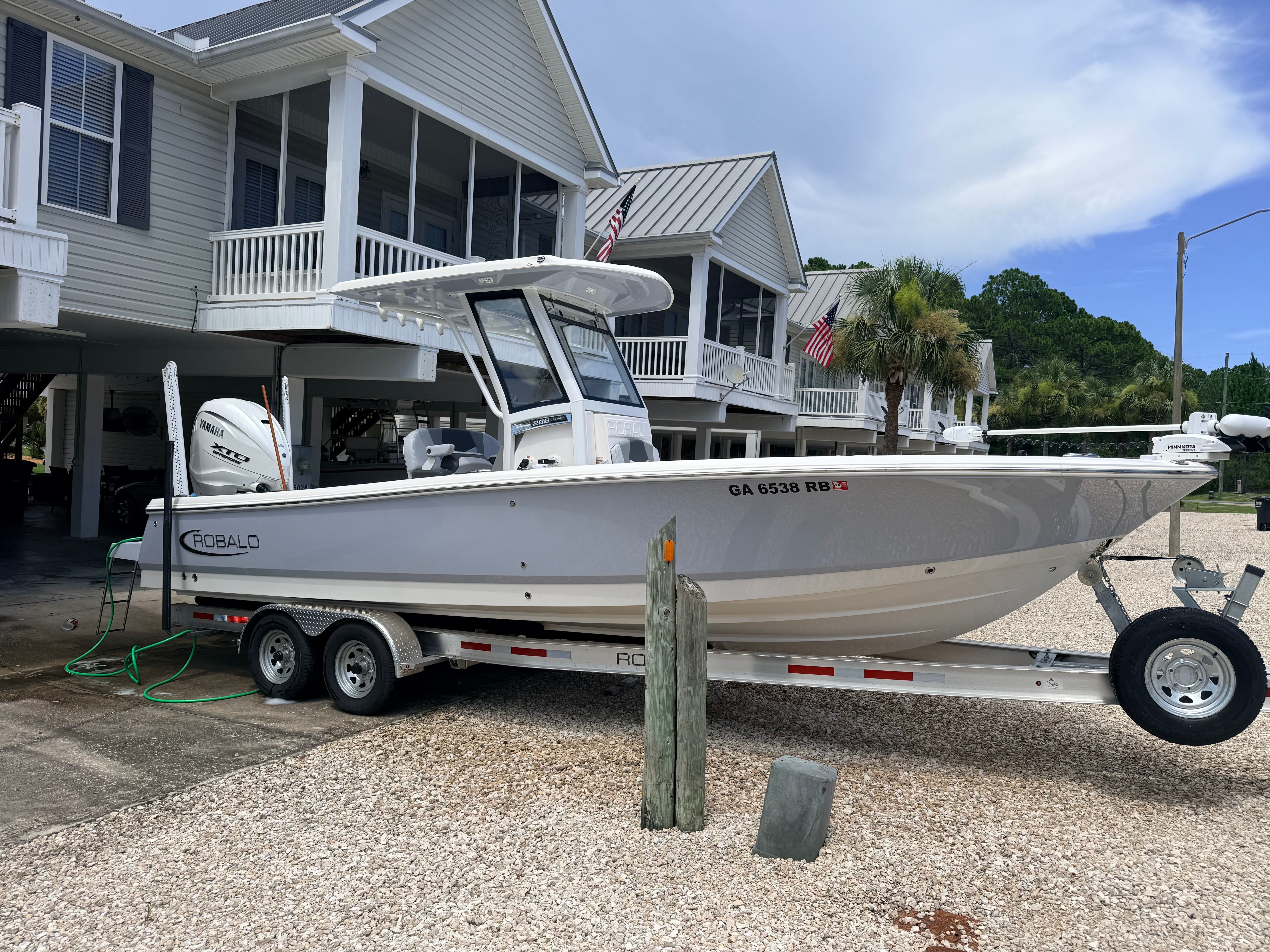 2025 Robalo 266 Cayman - 3