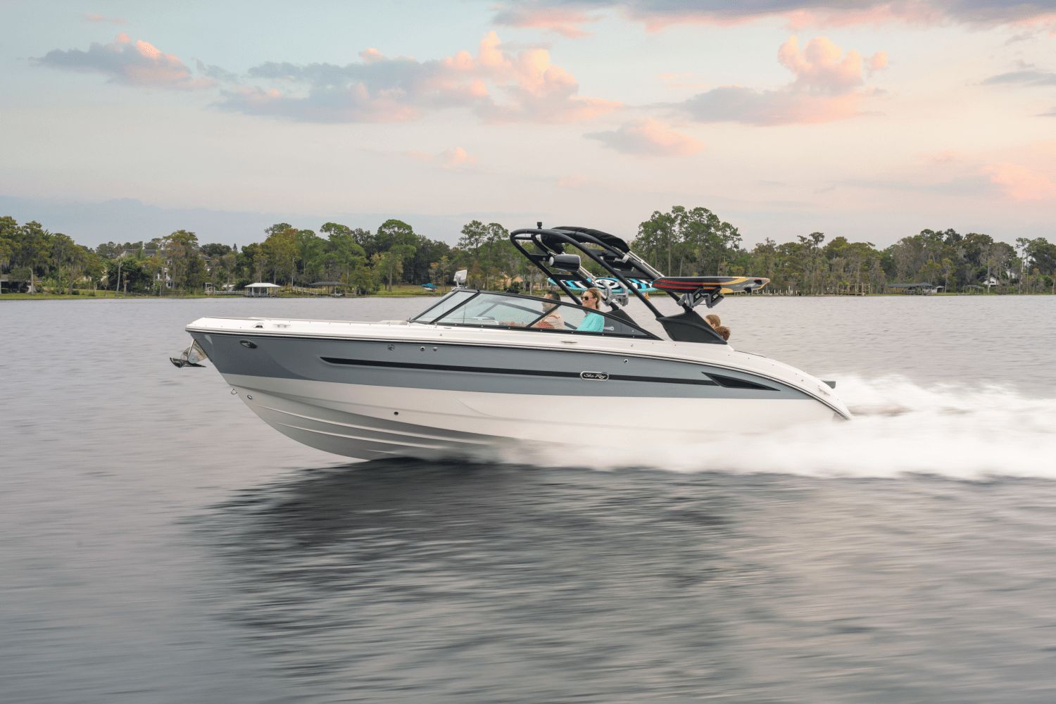 2026 Sea Ray SDX 270 Surf
