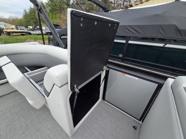 2026 Crest Conquest SE 220 Cruise 2-Tube W/115Hp And Trailer - 26