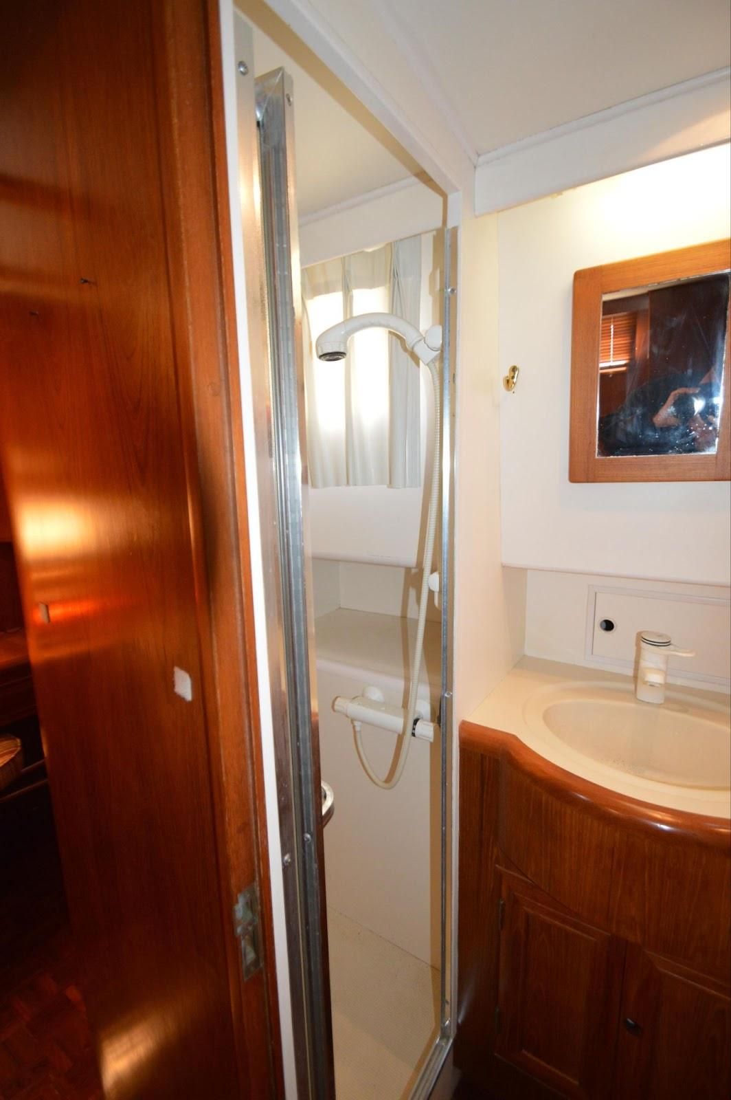 1994 Ocean Alexander 423 Classico - 22