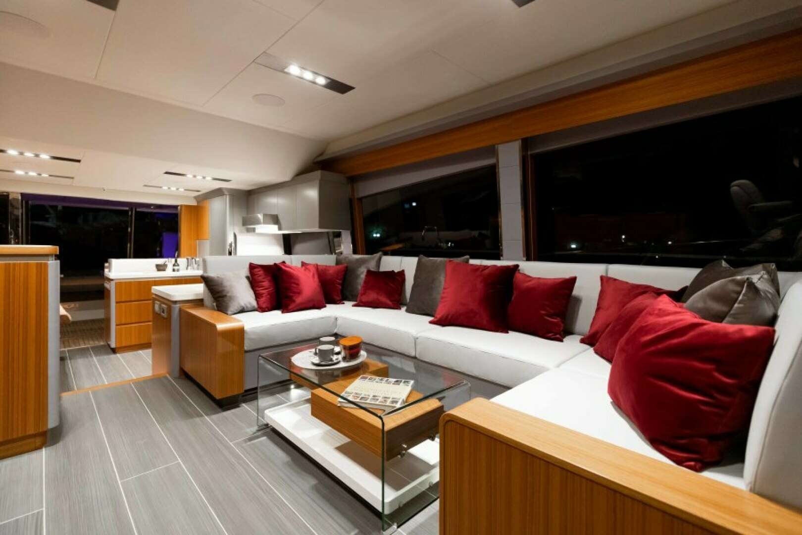 2021 Greenline OceanClass 68 Fly - Image 33