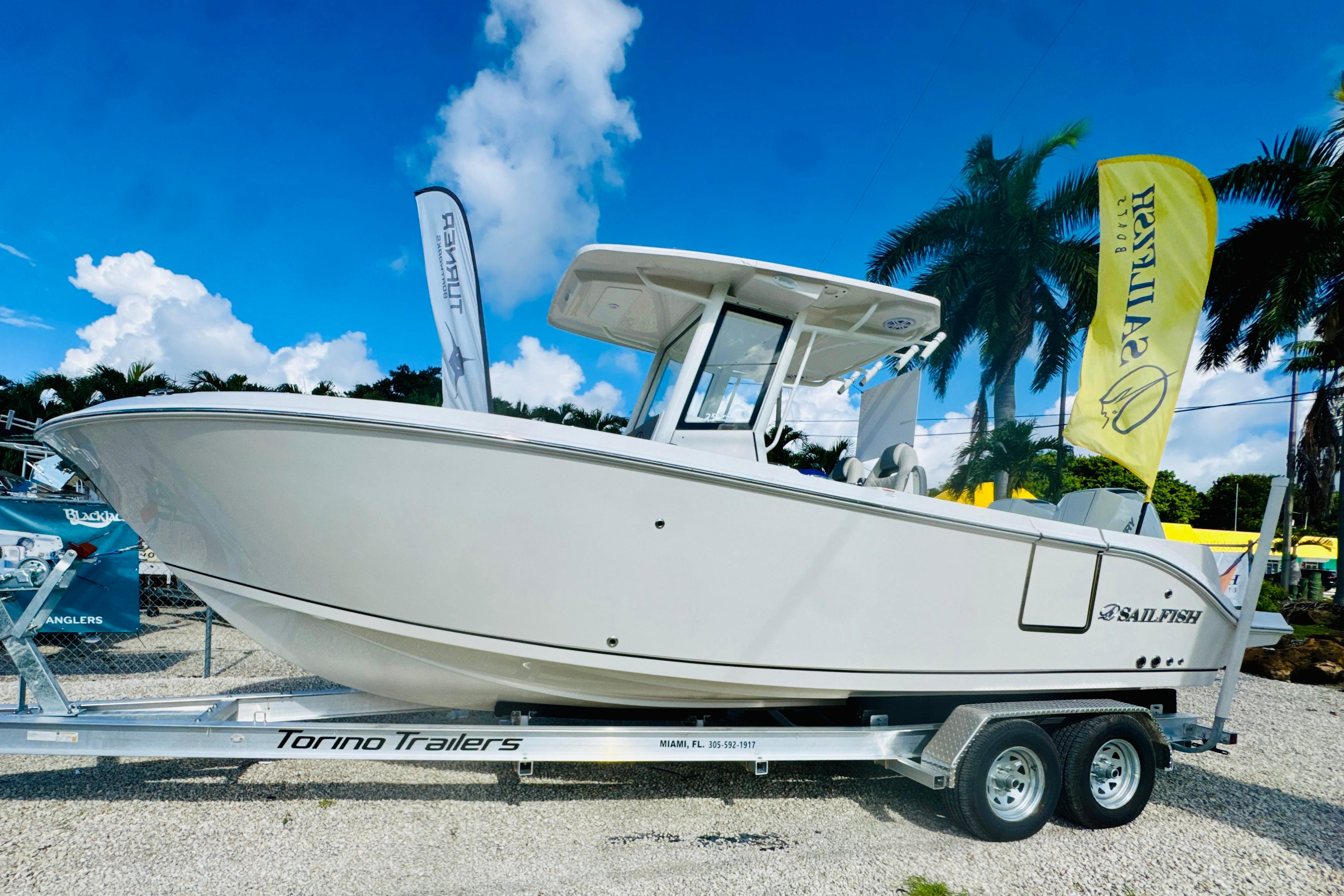 2026 Sailfish 252 CC