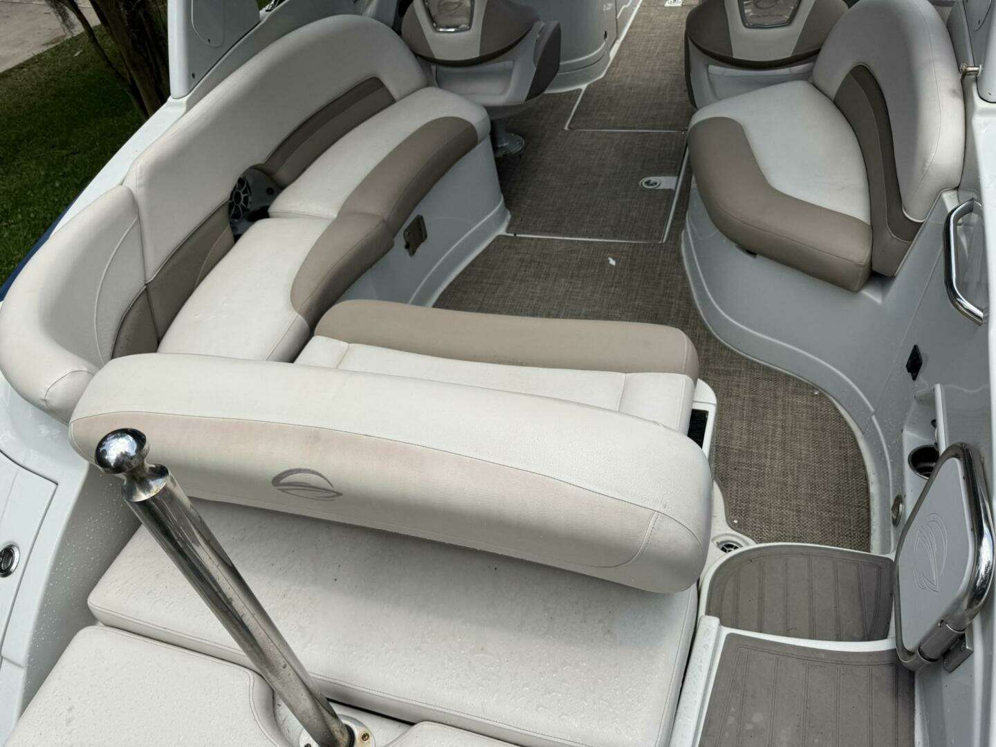 2017 Crownline E 6XS - Image 10