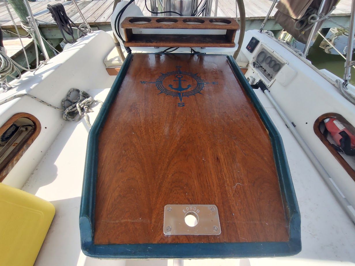 1986 Catalina 34 - 17