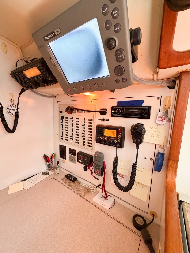 2001 Caliber 40 LRC - Image 36