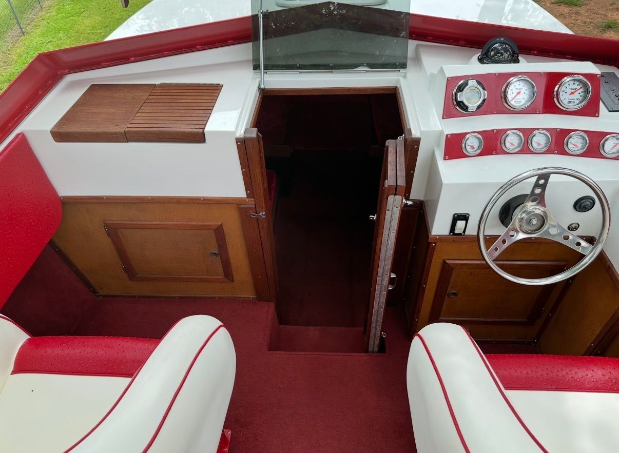 1983 Chaparral 230 - 10