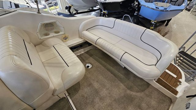 2001 Chaparral Signature 240 - 7