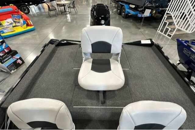2026 Crestliner Storm - 7
