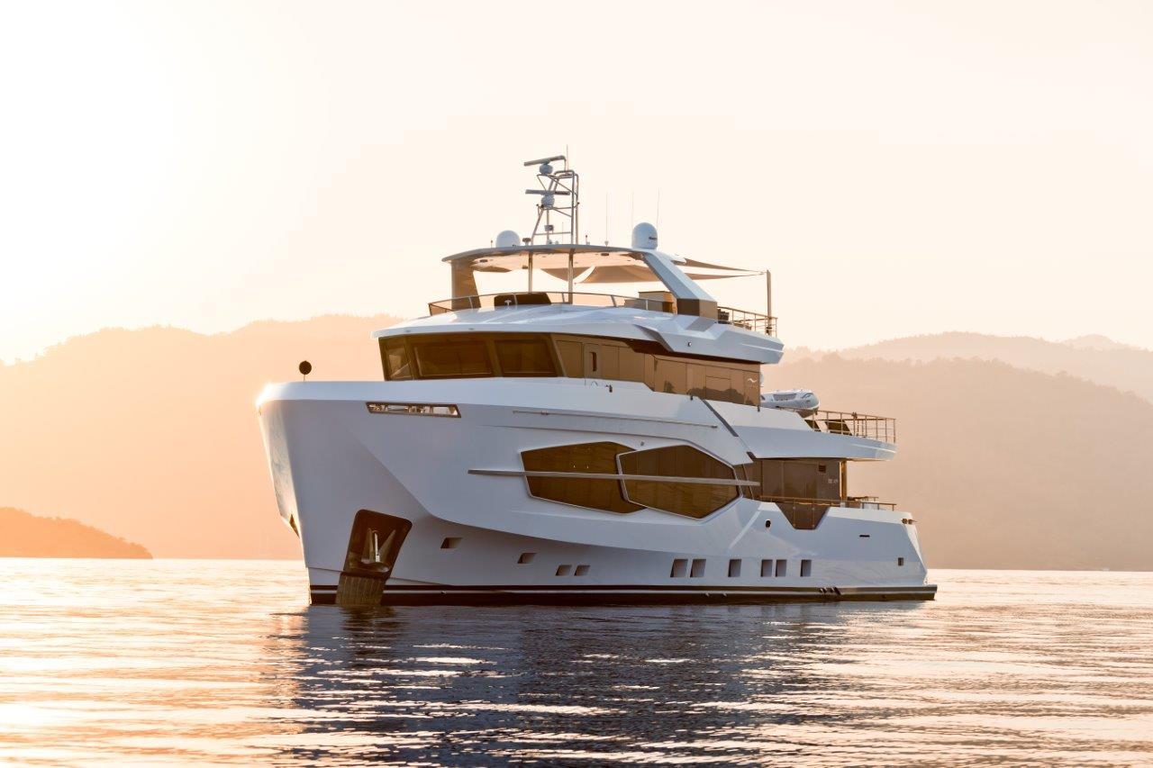 2026 Numarine 32XP