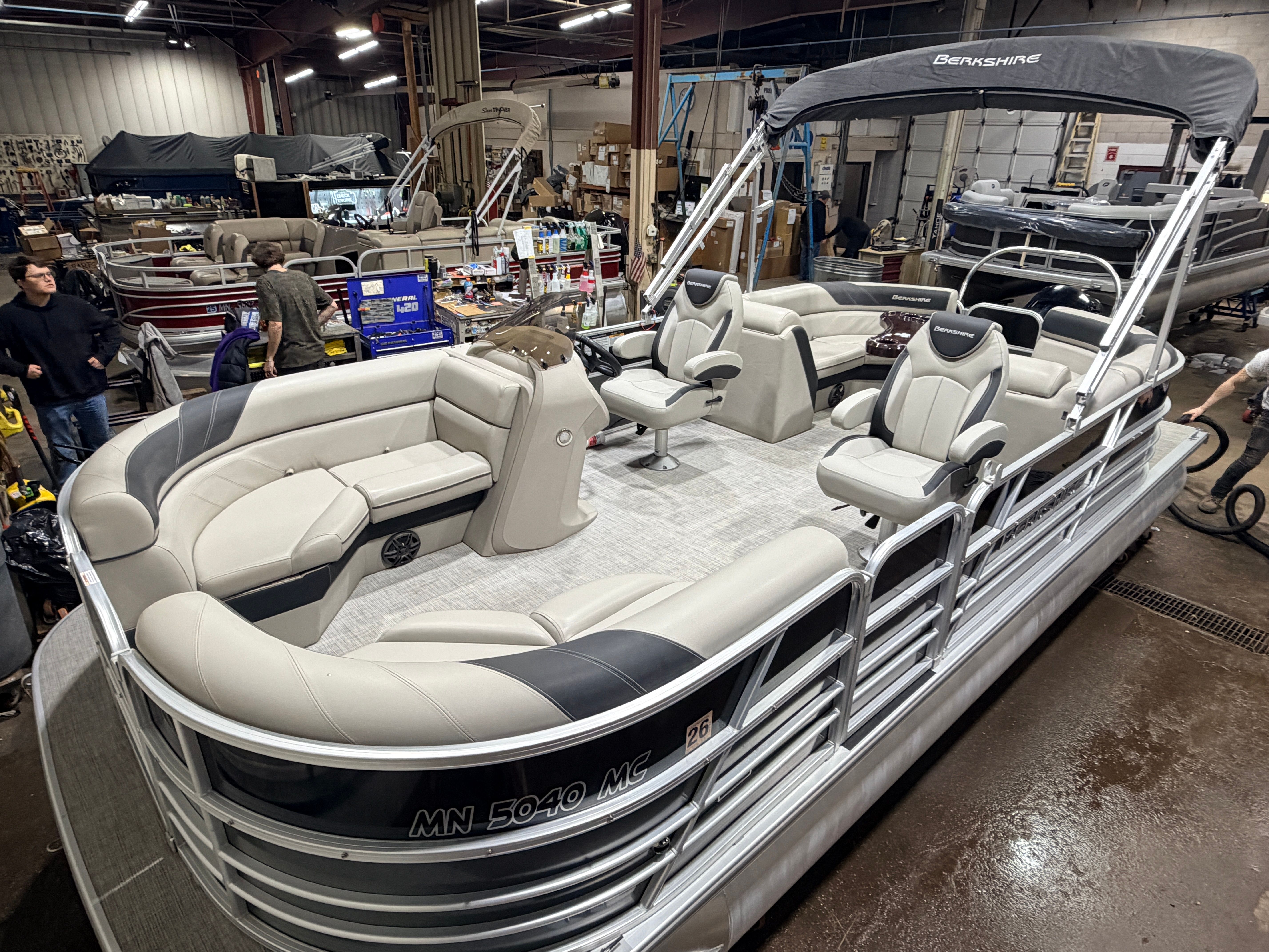 2021 Berkshire 22 RFX SE Quad Lounge & 115HP Mercury 4Stroke - $29,995