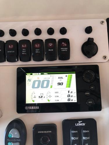 The image shows the dashboard of a 2011 Andros 26 Tarpon boat with Yamaha controls.