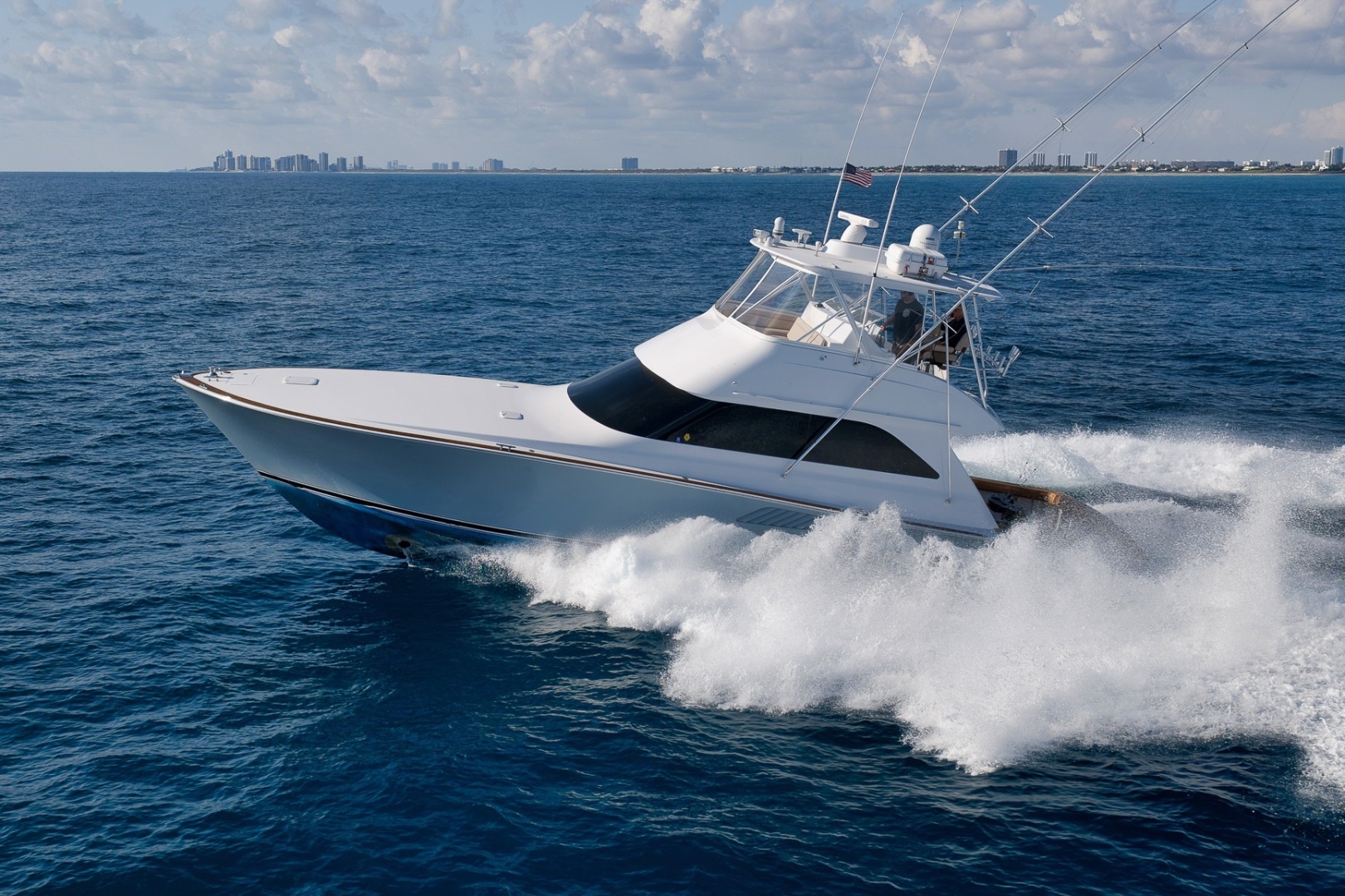 2003 Viking 52 Convertible - Image 57