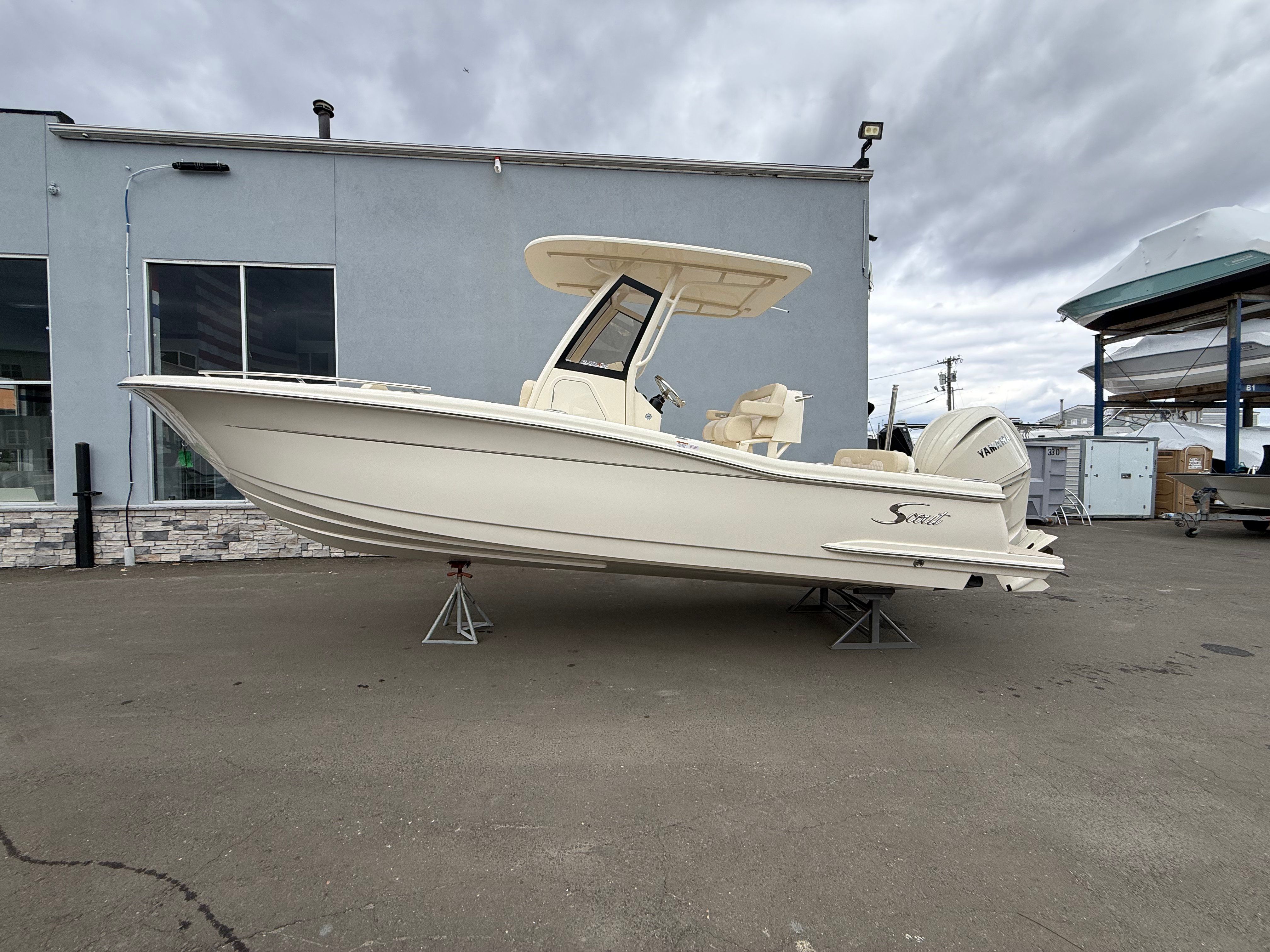 2026 Scout 240 XSF