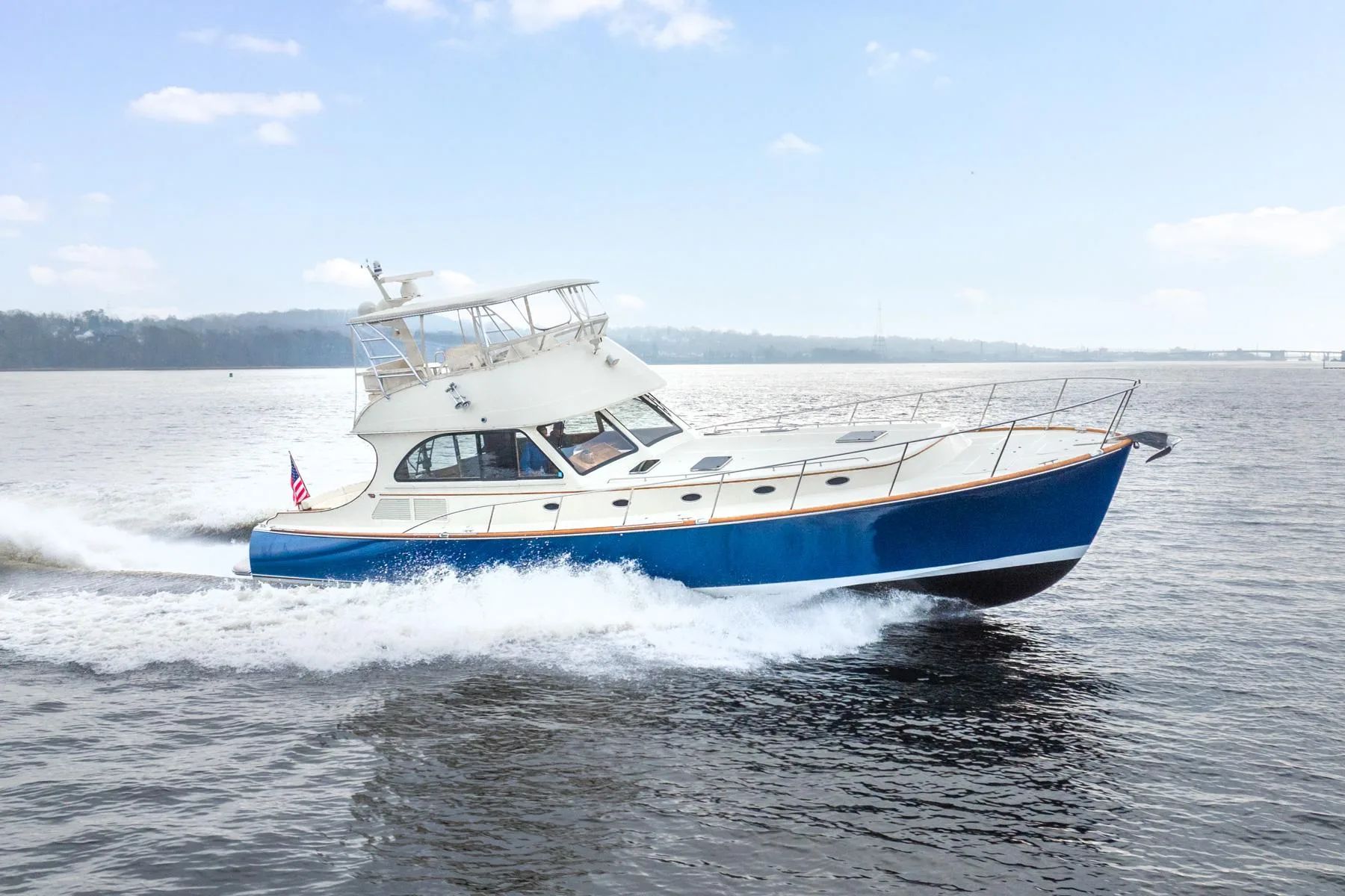 2006 Hinckley Talaria 55 FB - 2