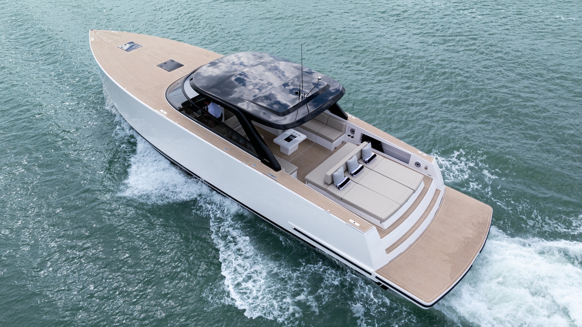 2024 VanDutch 56 - Image 4