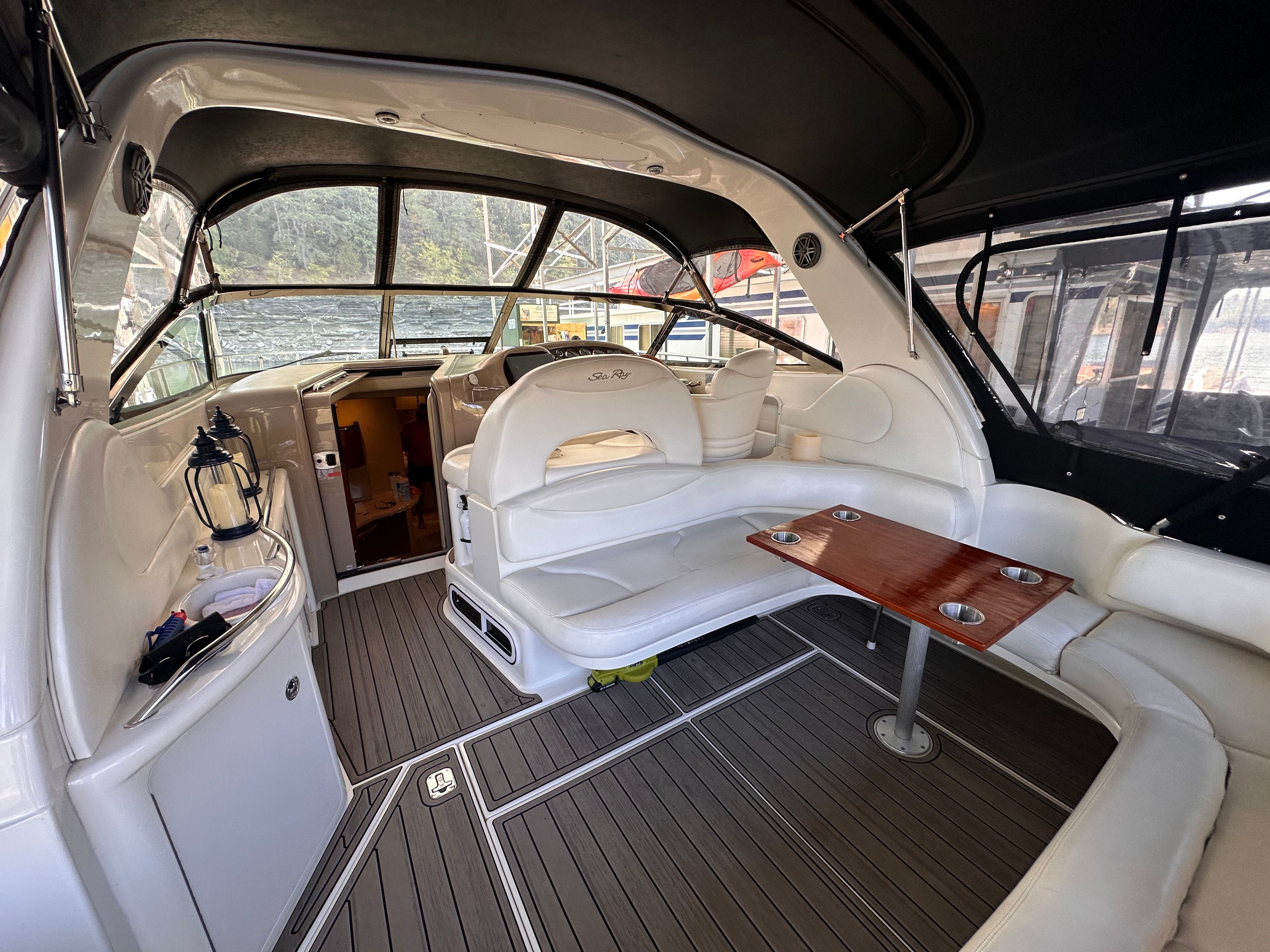 2001 Sea Ray 380 Sundancer - 5