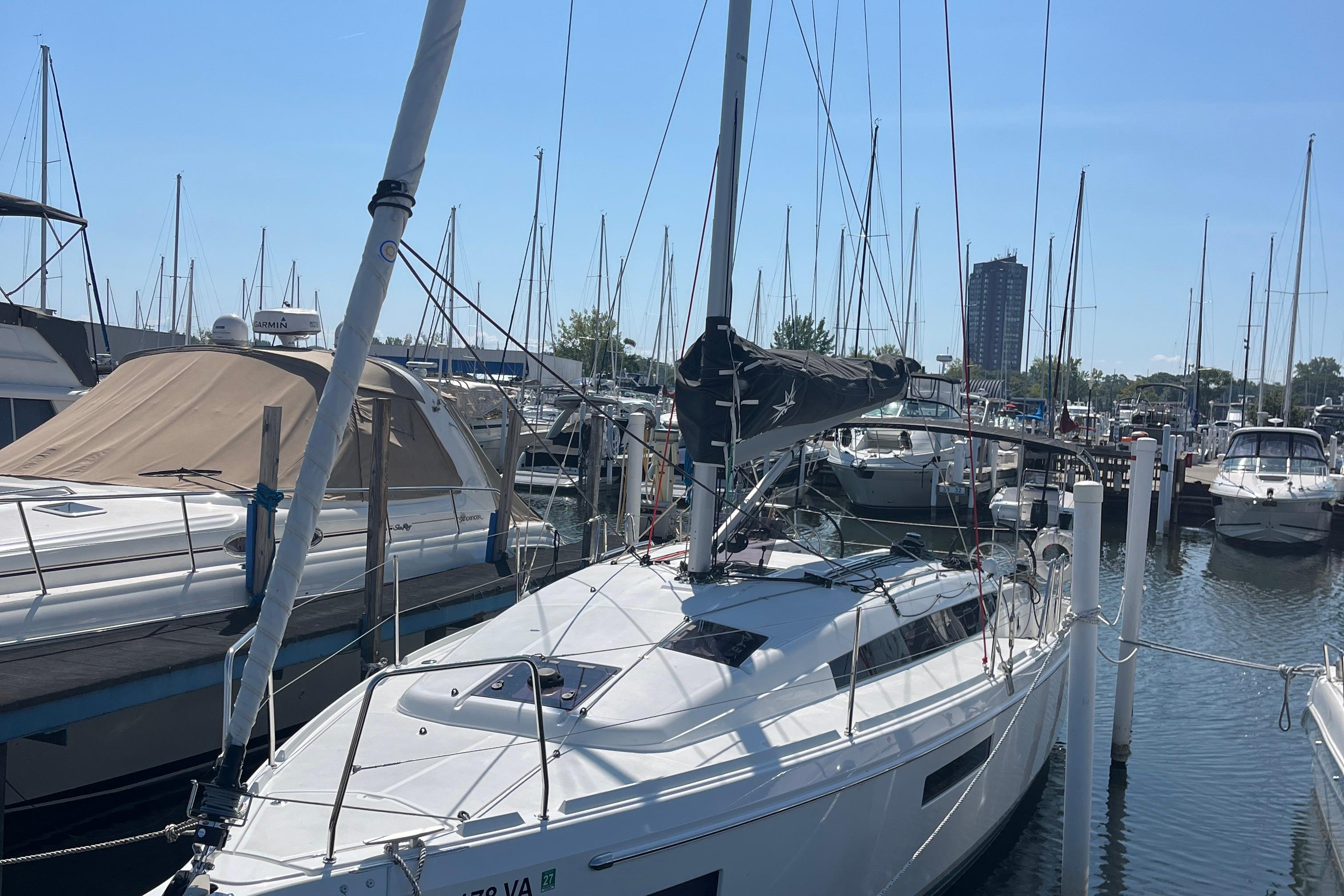 2024 Jeanneau 380